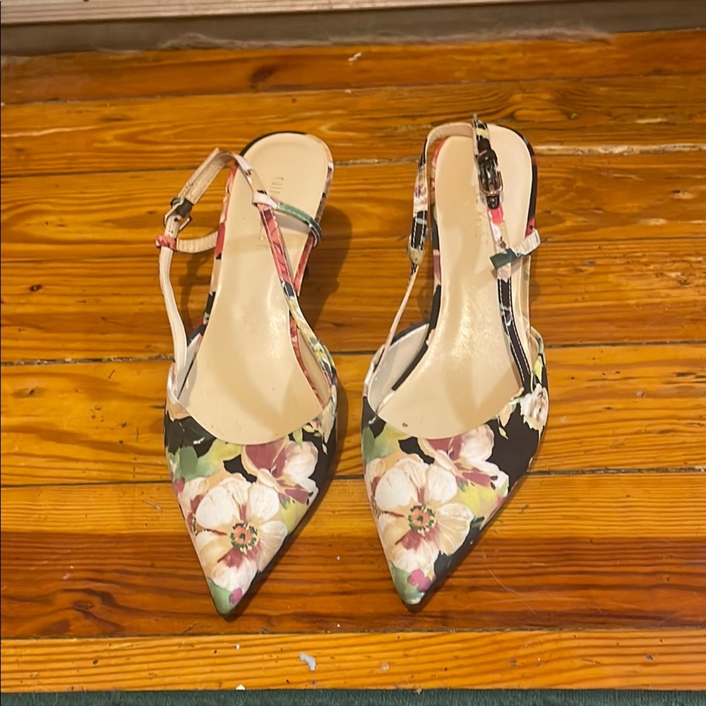 Nine West Black and Green Heels
